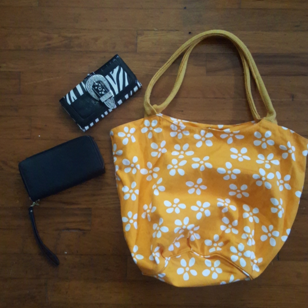 Handbag and 2 wallets.